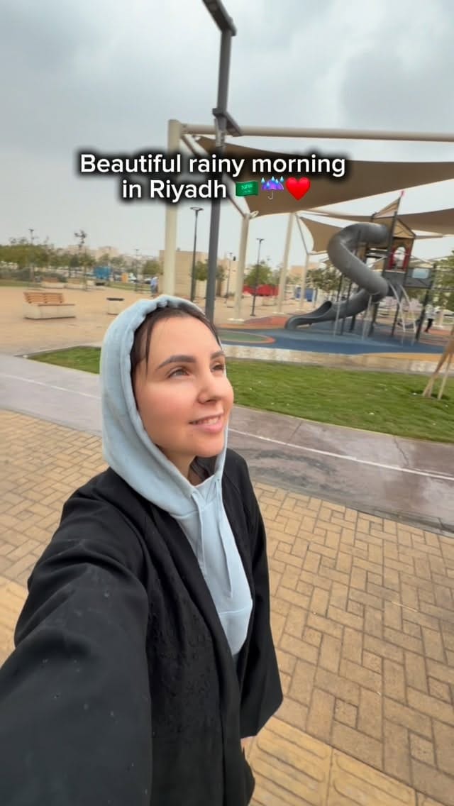 Post 6 by DASHA SAUDIA on Instagram (video)