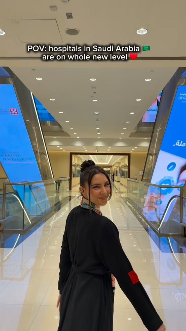 Post 10 by DASHA SAUDIA on Instagram (video)