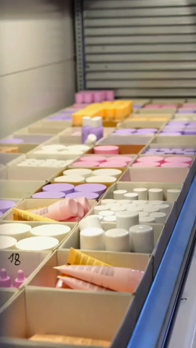Post 9 by Safa Beauty Lab on Instagram (video)