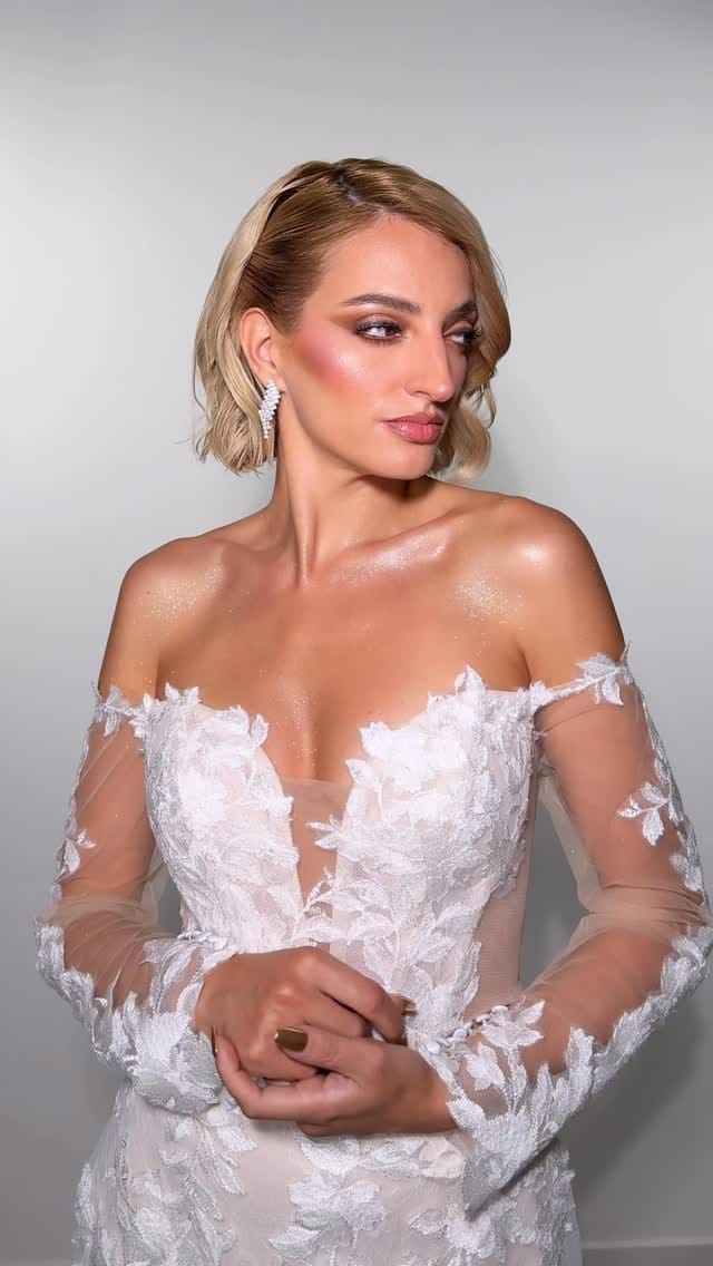 Post 2 by Dubai Makeup Artist 🇦🇪 ميكب ارتست دبي on Instagram (video)