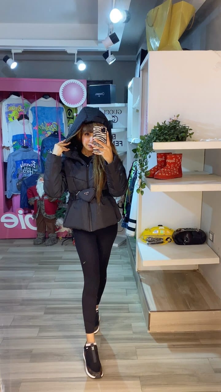 Post 2 by victoriasrm on Instagram (video)