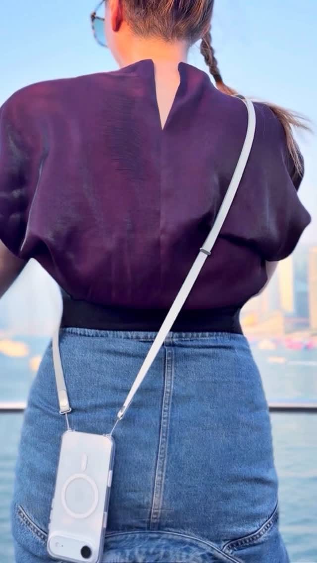 Post 8 by D Ø N N Λ on Instagram (video)
