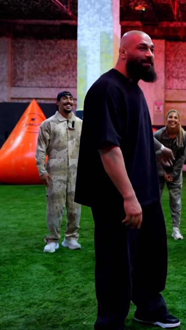 Post 8 by پویا رحمانی on Instagram (video)