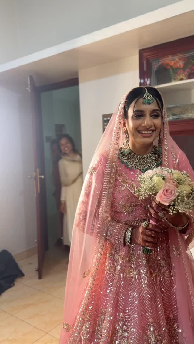 Post 3 by FINAZ BRIDAL STUDIO on Instagram (video)