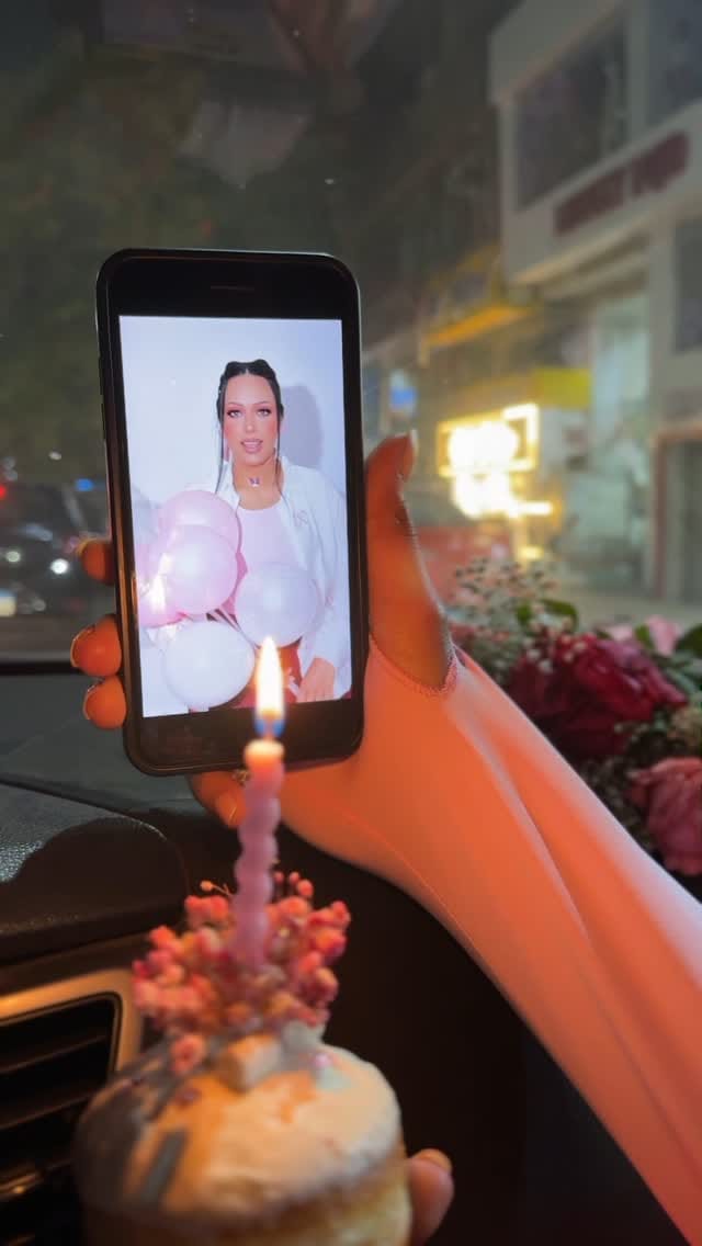 Post 9 by Fatima Mostafa Makeup Artist on Instagram (video)