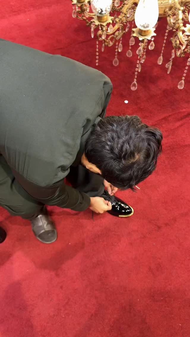 Post 2 by Shoe Republic™️ on Instagram (video)