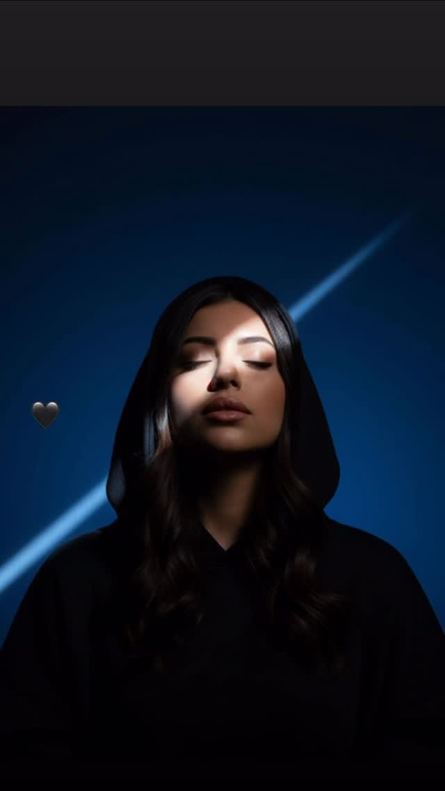 Post 3 by Maghnia Djamane on Instagram (video)