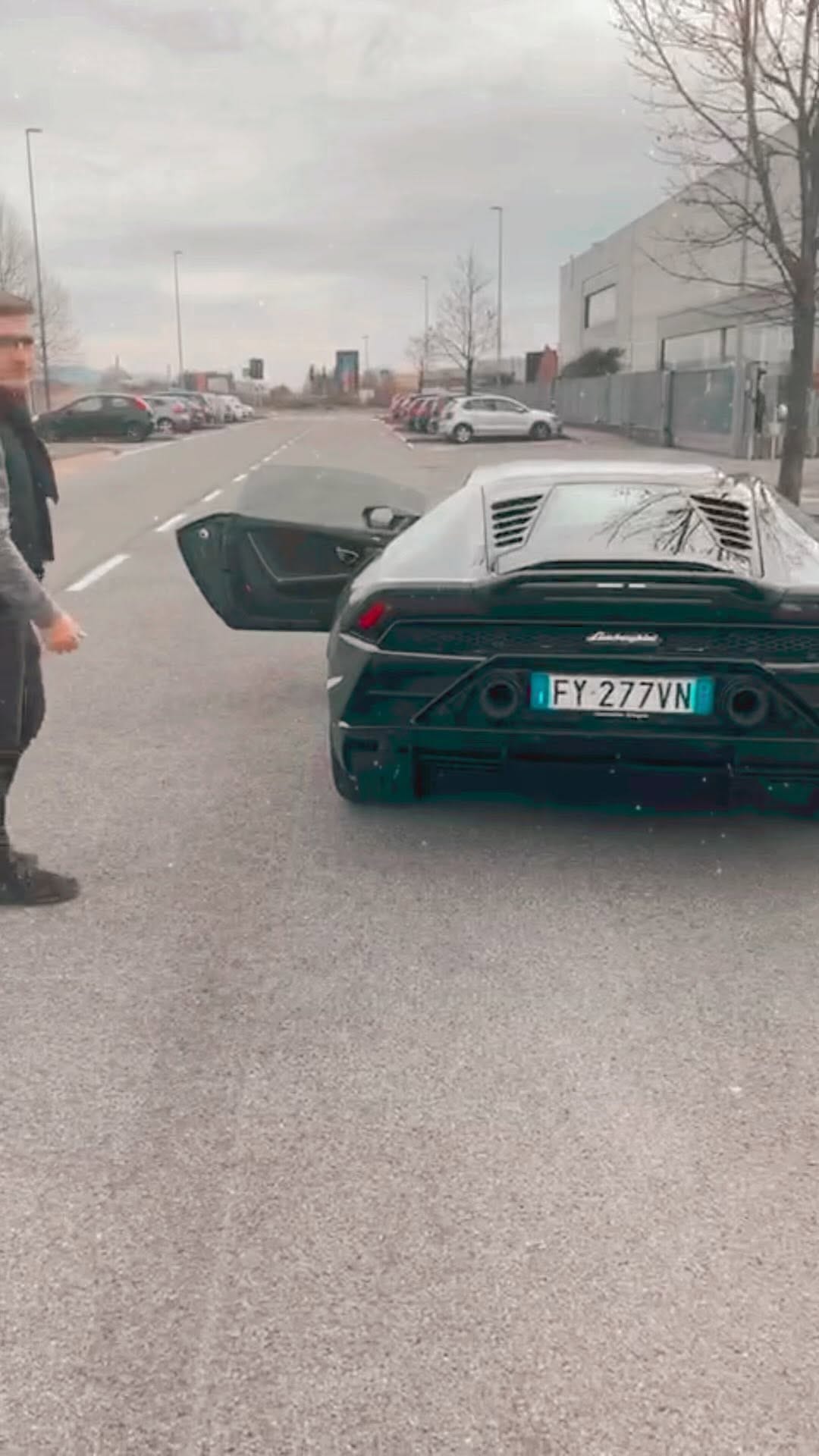 Post 9 by Fabrizio Giovannini on Instagram (video)