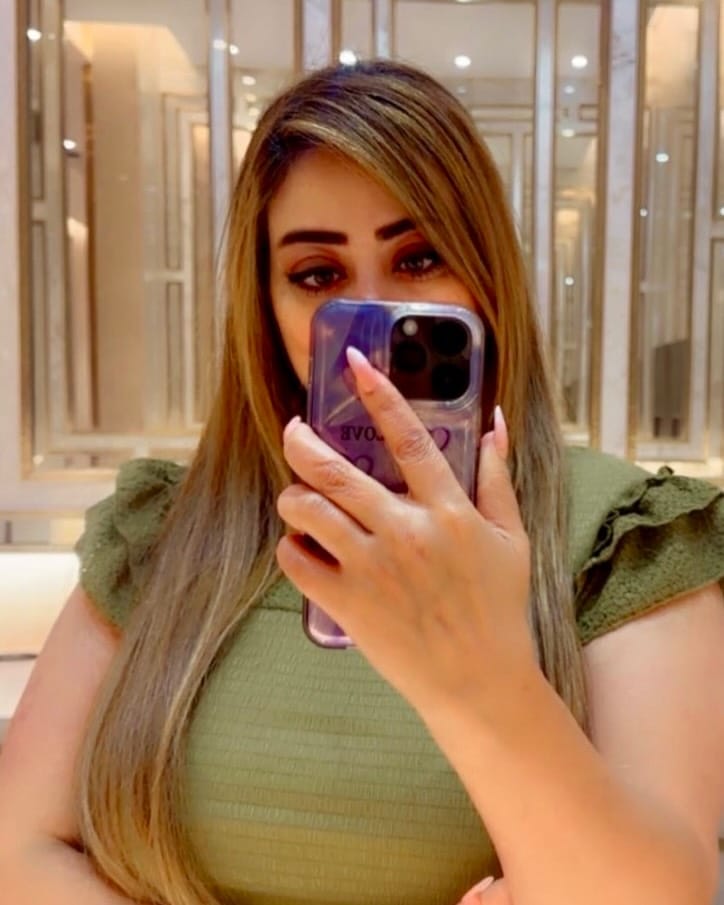 Post 1 by 💎 🎀 𝓐𝓶𝓶𝓸𝓾𝓷𝓪  🎀 🍀 on Instagram (carousel)