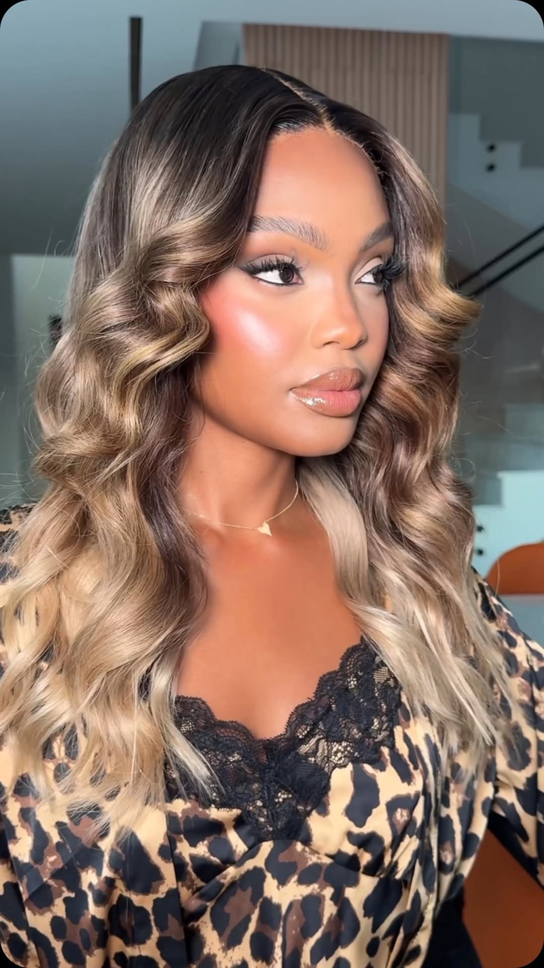 Post 9 by Bethany Leah | Dubai Makeup Artist on Instagram (video)