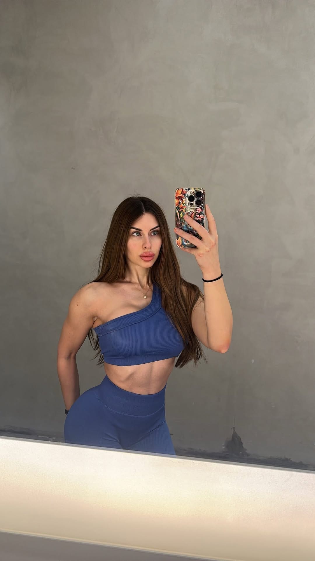 Post 1 by Fitness Community❤️Invite collab with us 💪🏽 on Instagram (video)