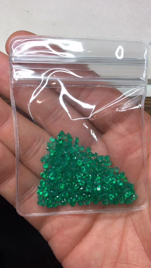 Post 5 by Jery Emeralds on Instagram (video)