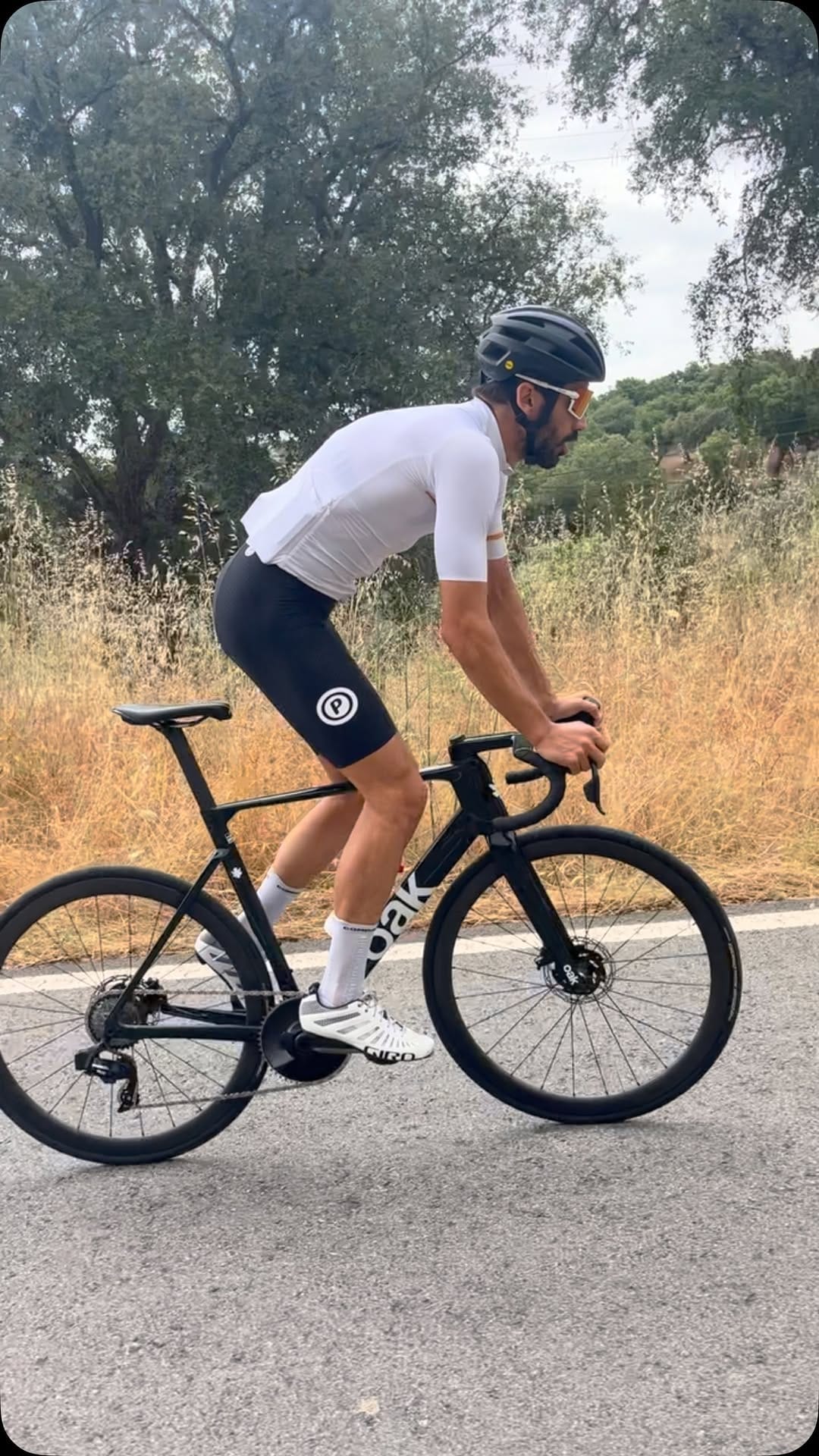 Post 10 by Filipe Azevedo on Instagram (video)