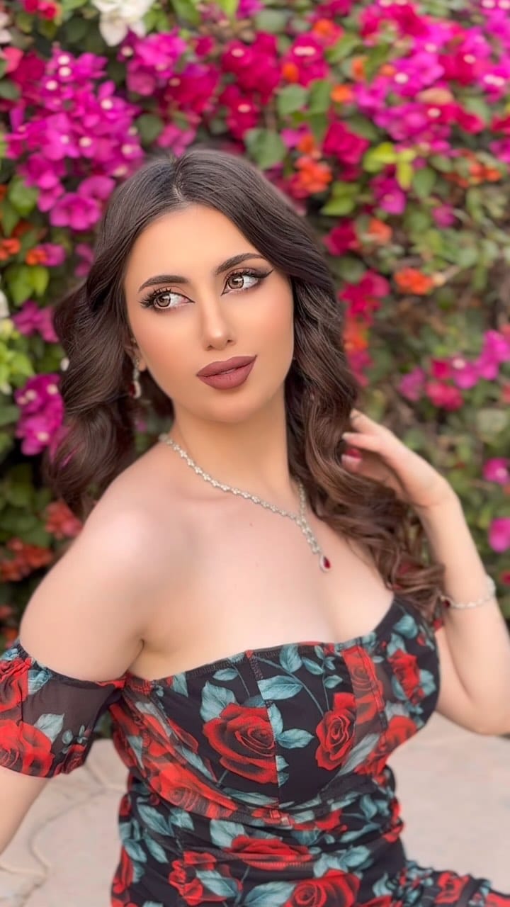 Post 8 by Shamma Alnaqbi on Instagram (video)