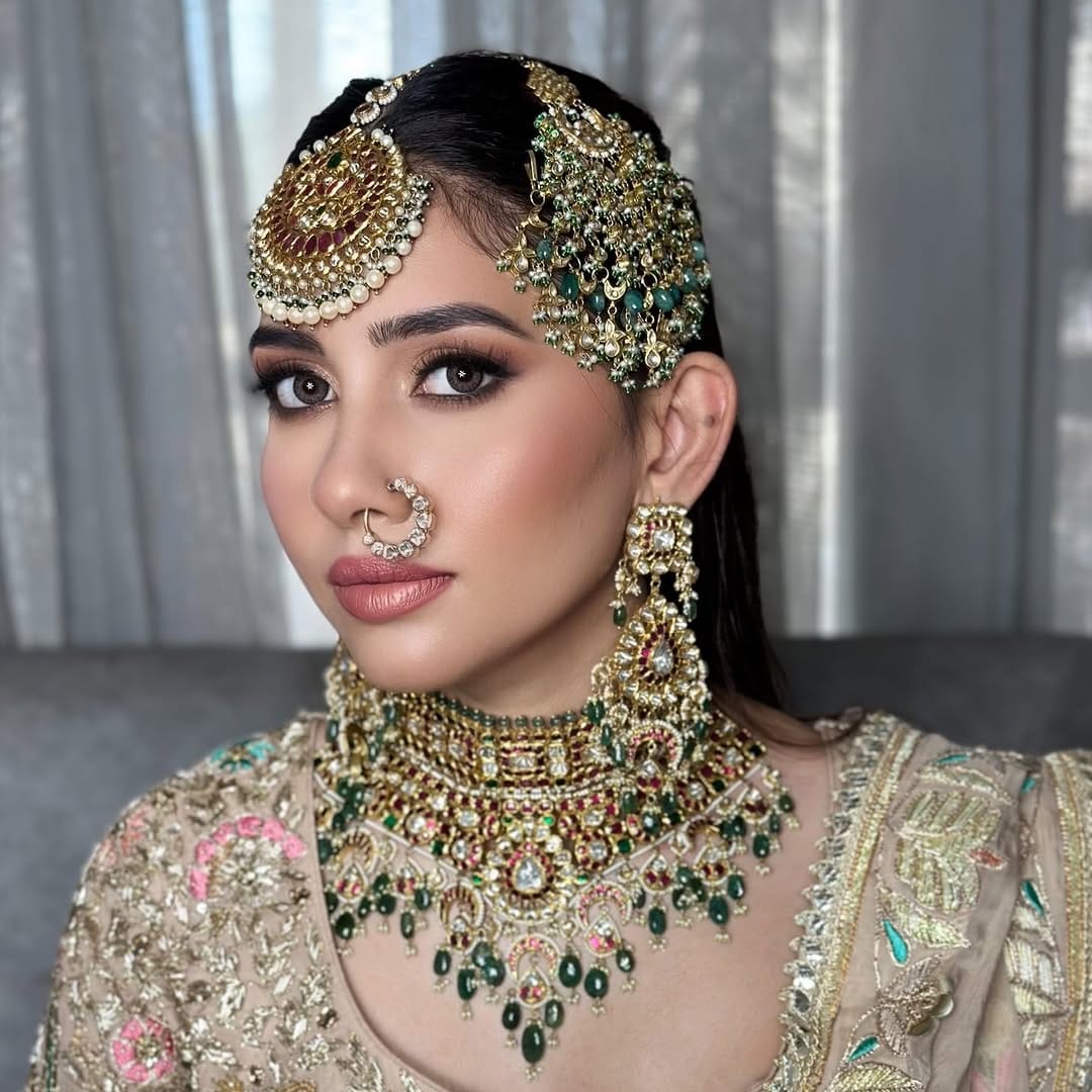 Post 10 by Parul Duggal / Bridal Makeup Artist on Instagram (carousel)