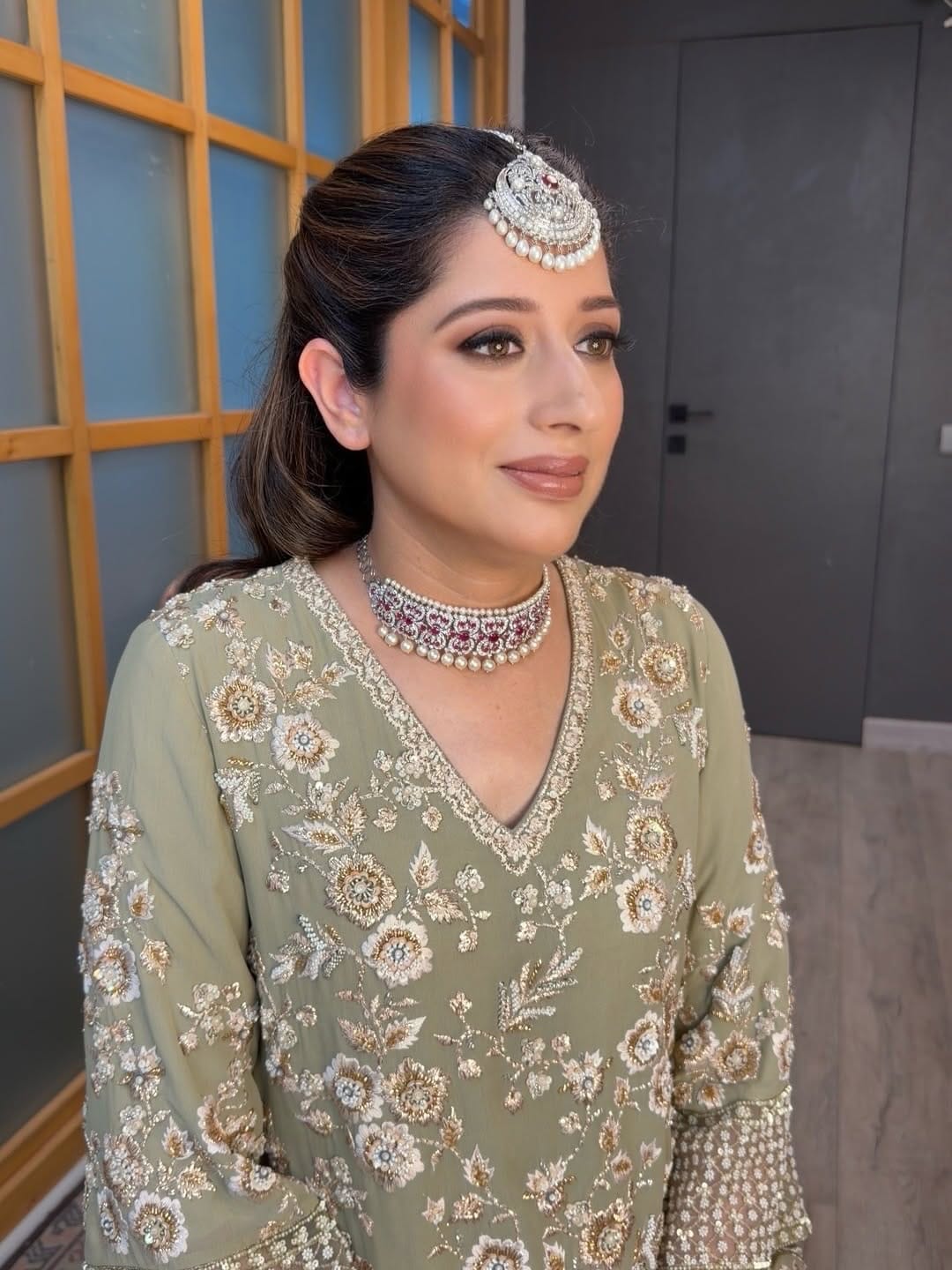 Post 3 by Parul Duggal / Bridal Makeup Artist on Instagram (carousel)