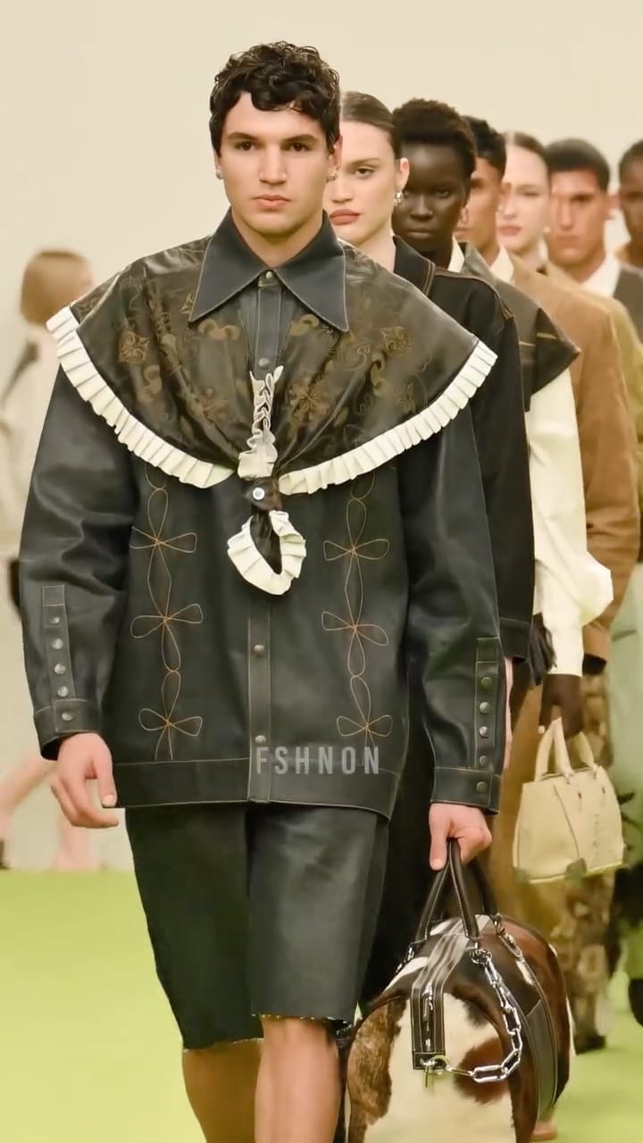 Post 8 by FSHNON on Instagram (video)