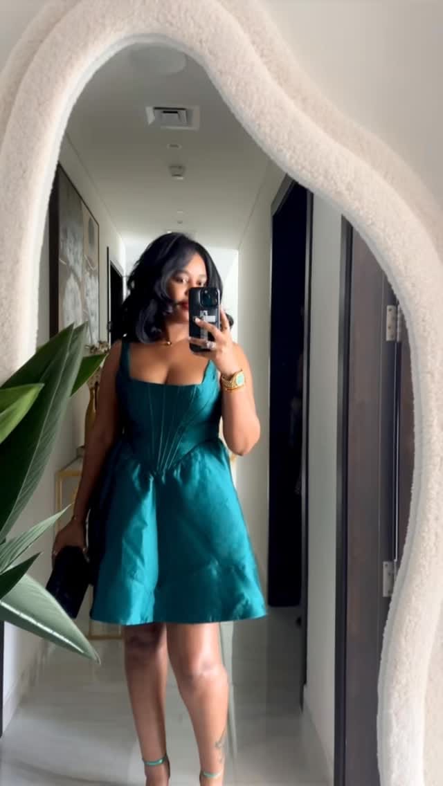 Post 4 by Ndagire Winnie Masha Nalutaaya on Instagram (video)