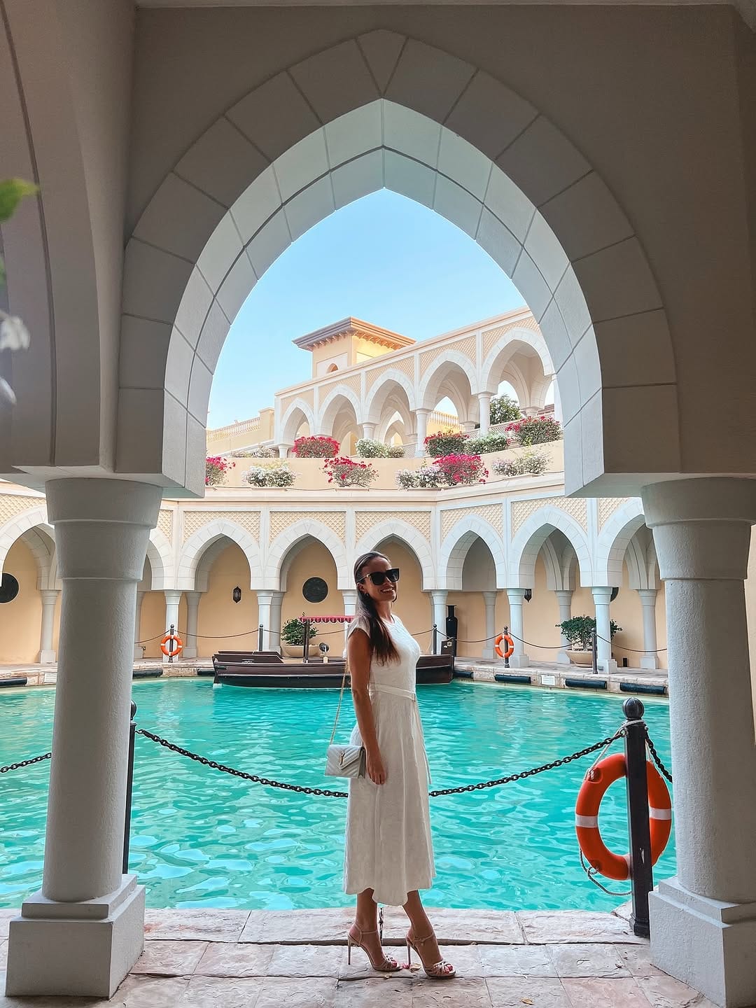 Post 4 by Alwinaviolina 🎻 on Instagram (carousel)
