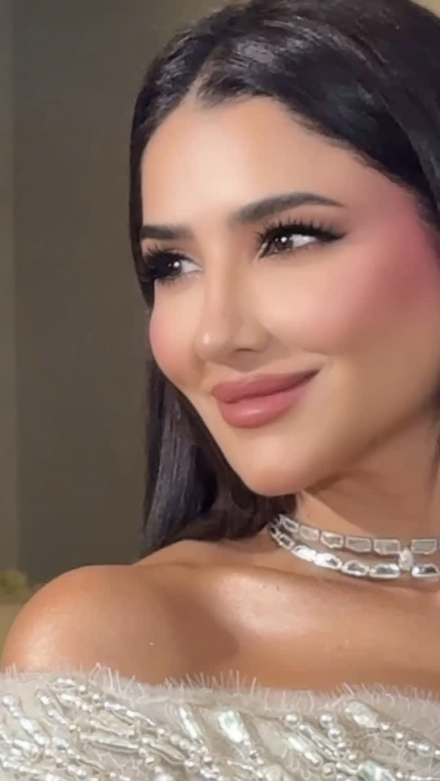 Post 5 by REEMA NASSER | MAKEUP ARTIST💄 on Instagram (video)