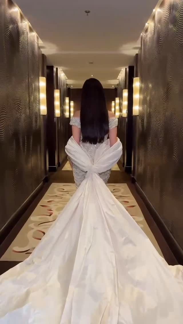 Post 8 by REEMA NASSER | MAKEUP ARTIST💄 on Instagram (video)