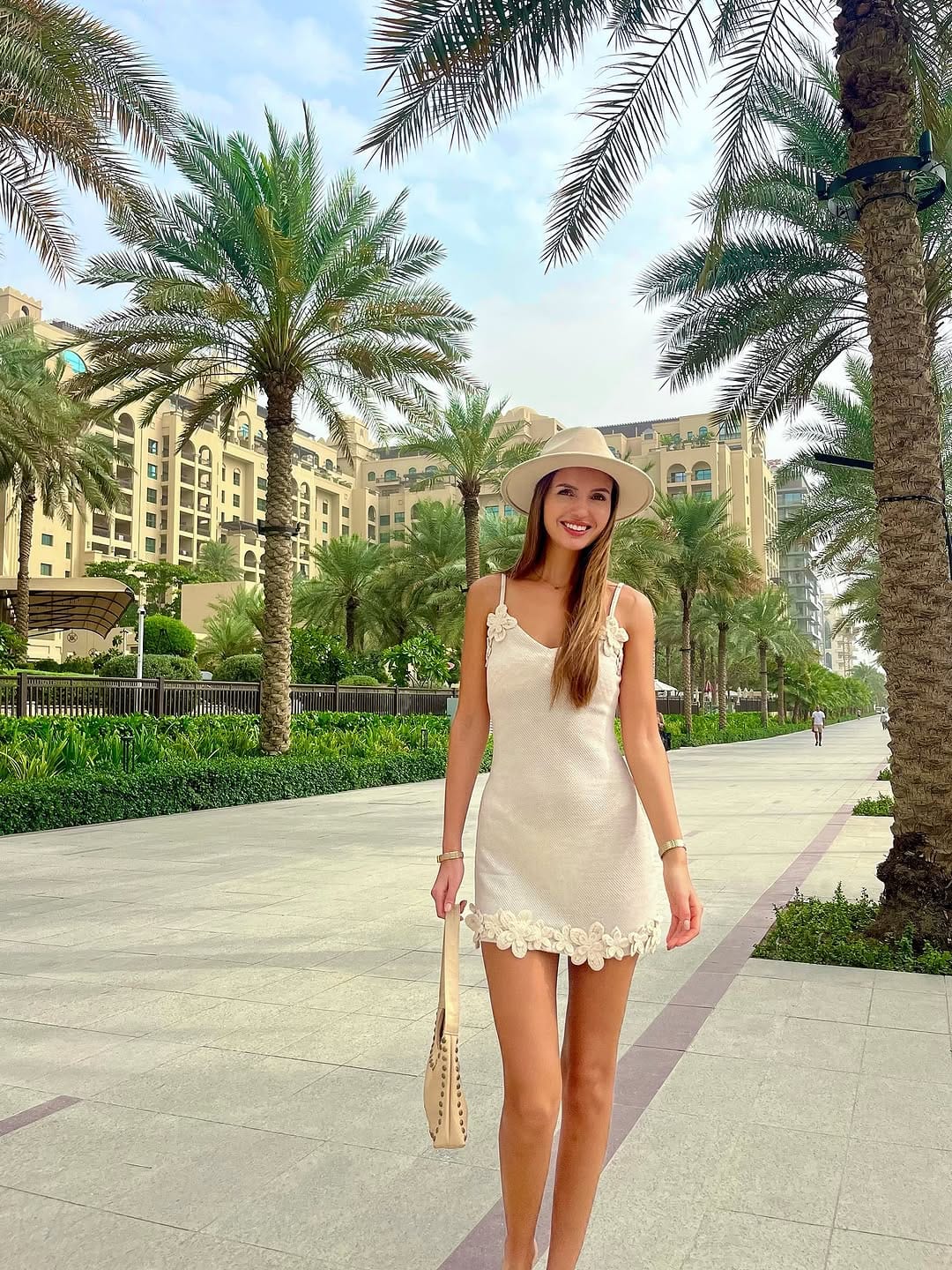 Post 6 by Nina - Fashion | Travel | Lifestyle on Instagram (carousel)