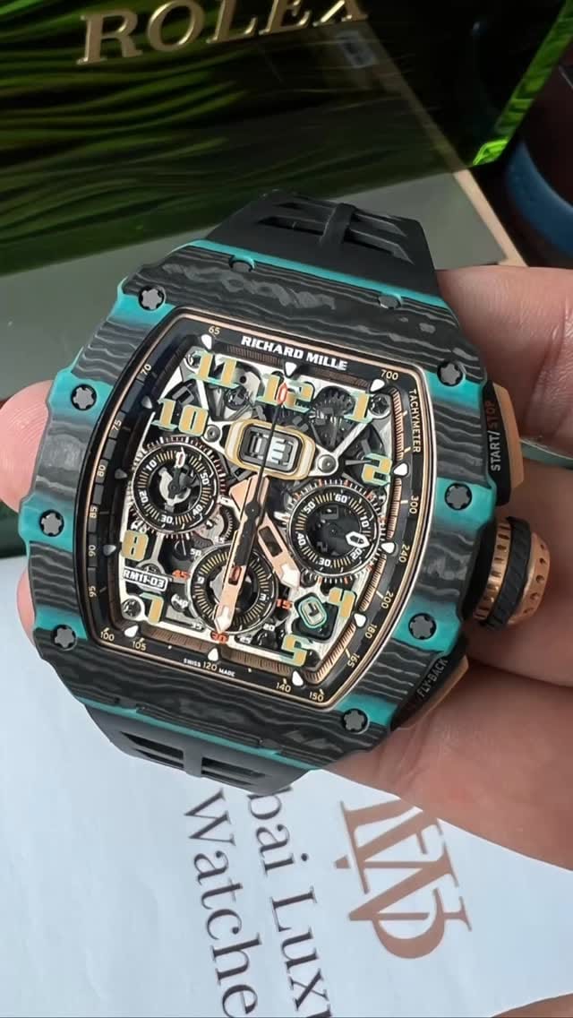 Post 7 by DUBAILUXURYWATCH 🇦🇪 on Instagram (video)