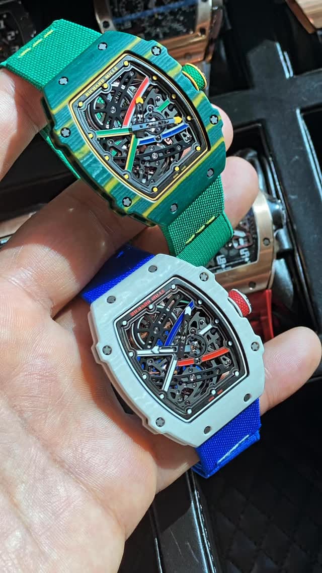 Post 2 by DUBAILUXURYWATCH 🇦🇪 on Instagram (video)