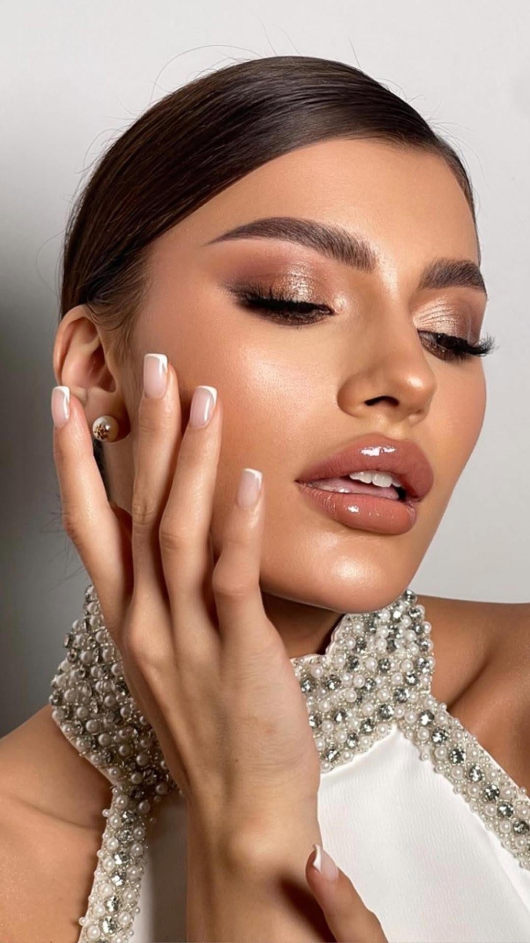 Post 8 by ناديه الفايز  Nadia Al Fayez on Instagram (video)