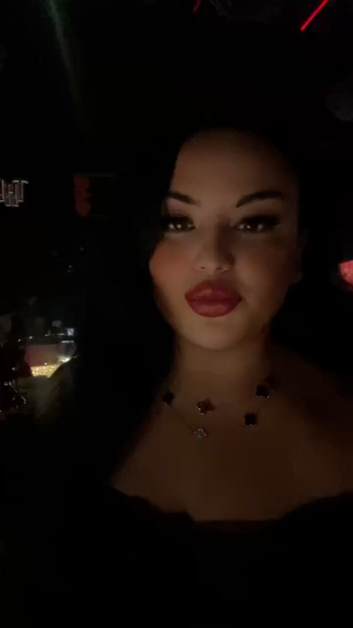Post 2 by Mary Tsaousi on Instagram (video)