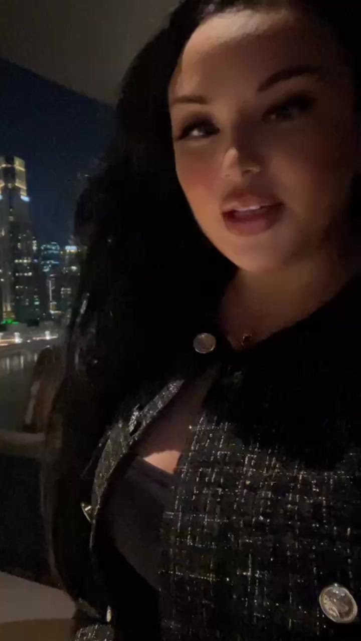 Post 5 by Mary Tsaousi on Instagram (video)