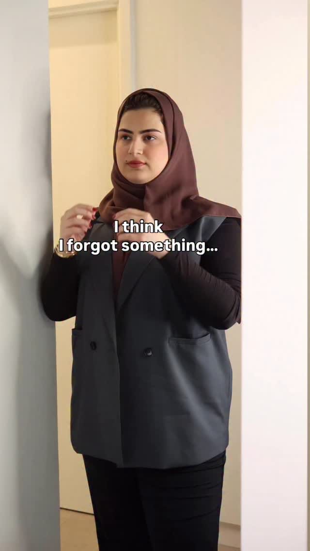 Post 3 by Scrubs & Clogs on Instagram (video)