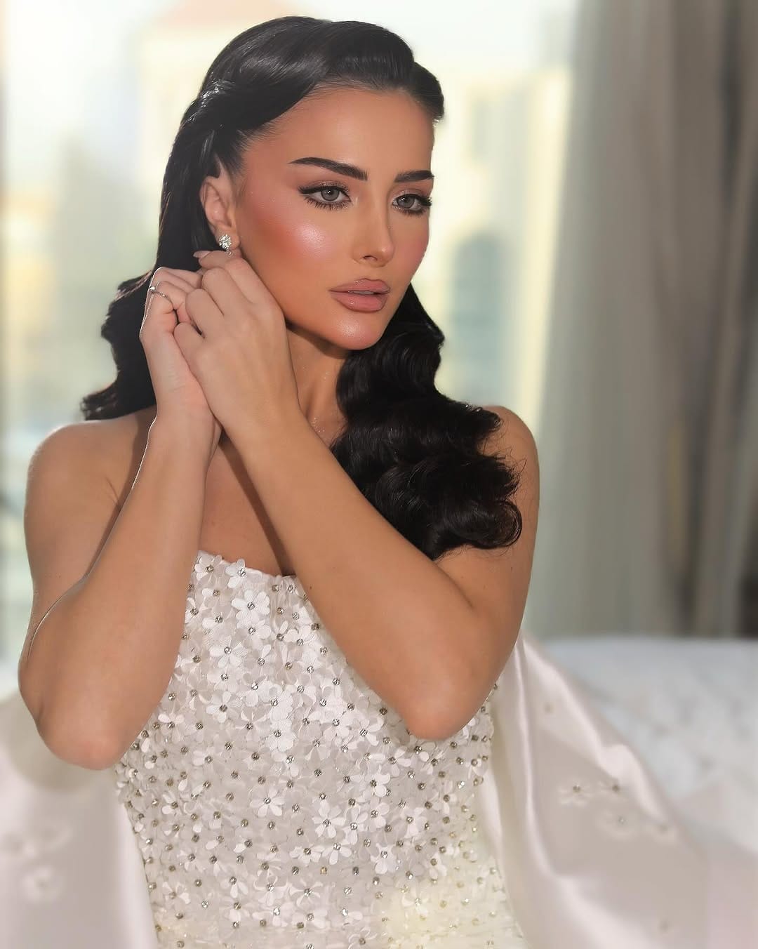 Post 2 by ميك اب ارتست عرايس | نوره الفروان on Instagram (image)