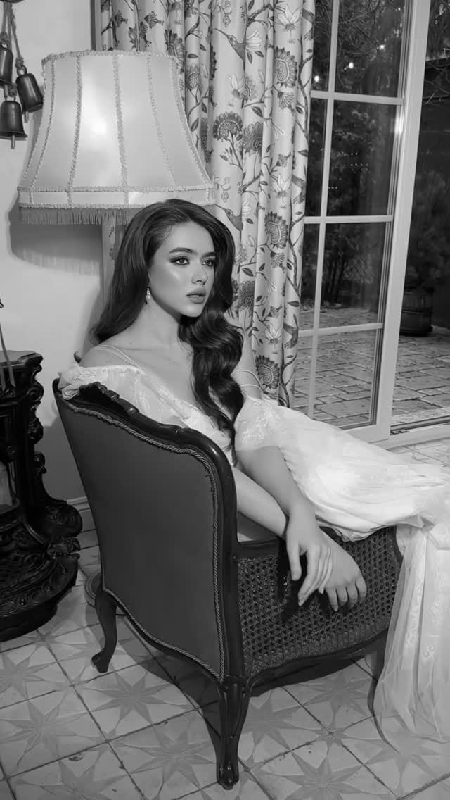 Post 4 by Noura Fahad | نوره فهد on Instagram (video)