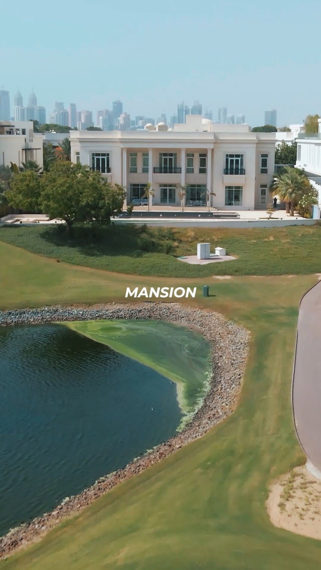 Post 4 by LUXURY MANSION on Instagram (video)