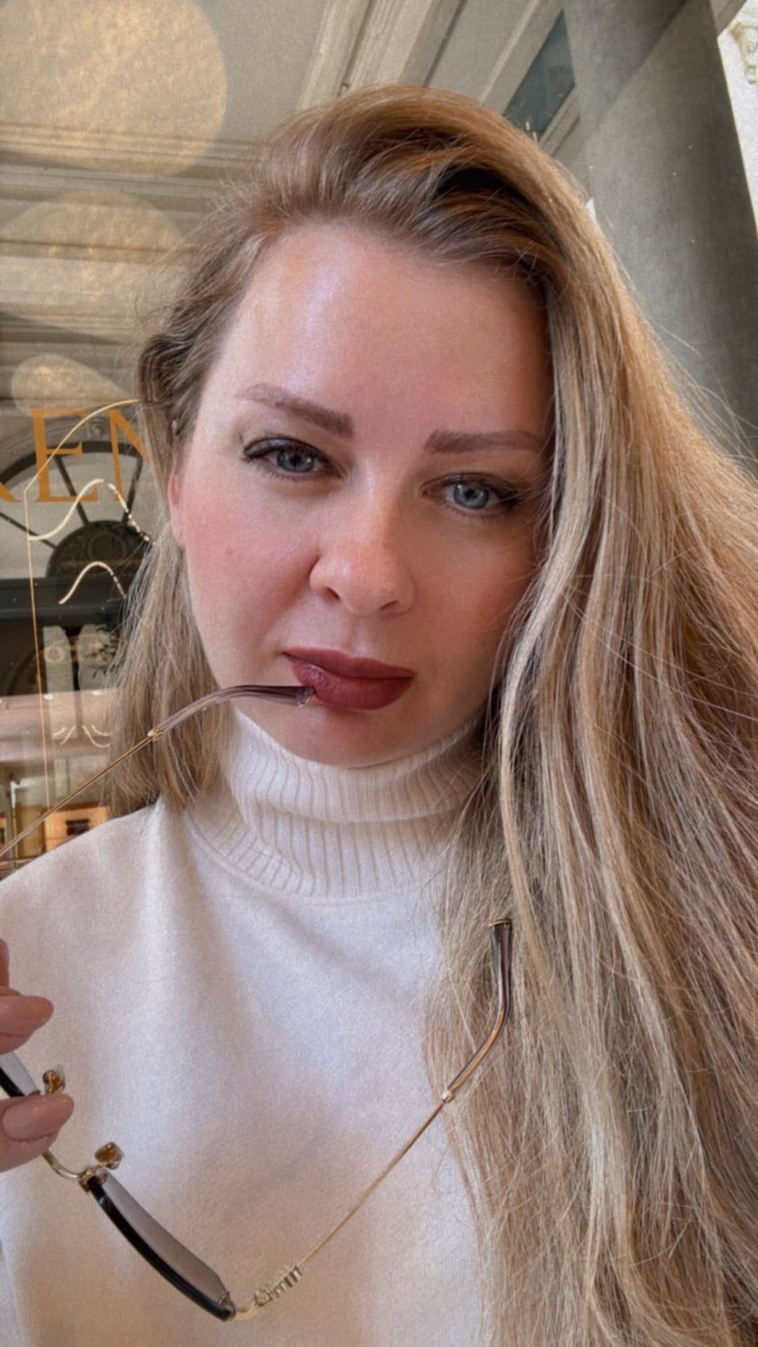 Post 8 by Fashion blogger | Lifestyle in Dubai on Instagram (video)