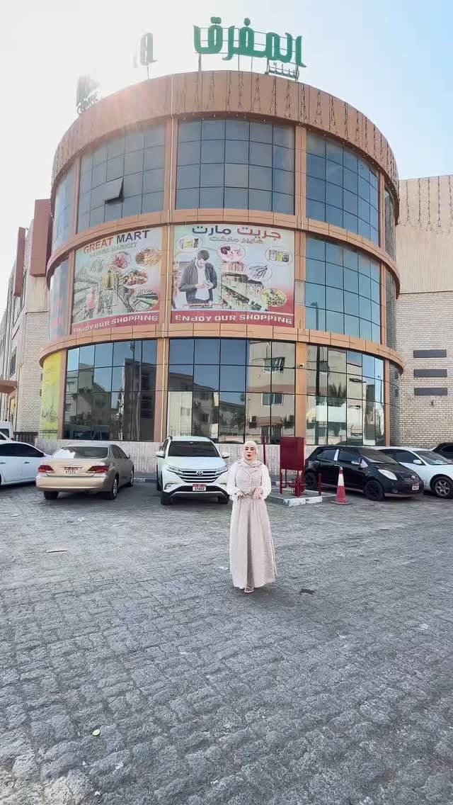 Post 3 by قمر  امين,Amar wadie Amin on Instagram (video)
