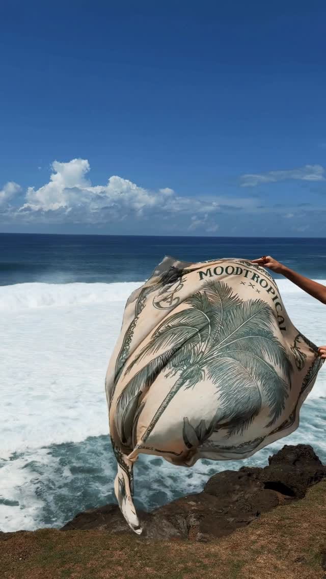 Post 8 by MOODSTORIES - #TRAVELGIRL on Instagram (video)