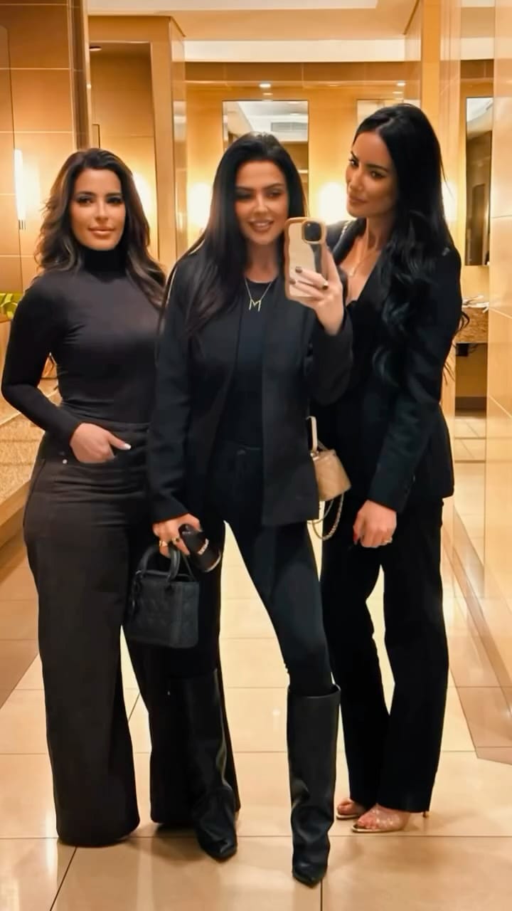 Post 3 by Maria Doyle | Dubai Makeup Artist on Instagram (video)