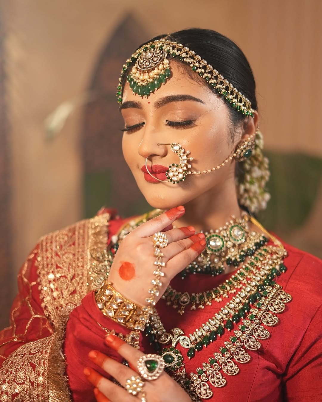 Post 10 by Nisha Patil on Instagram (carousel)