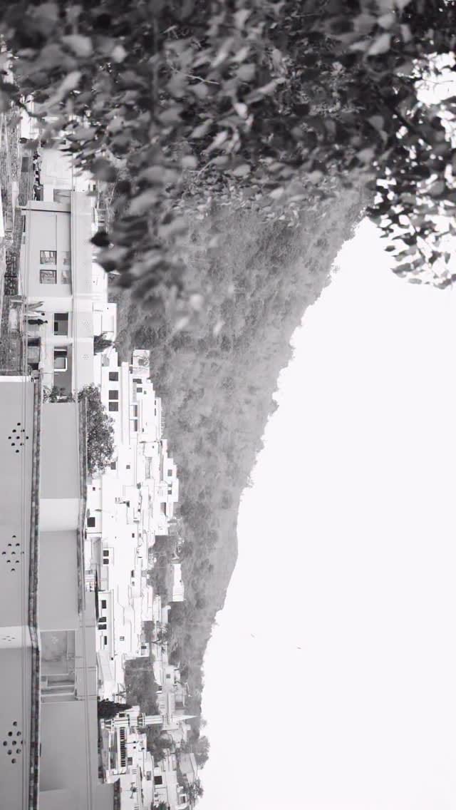 Post 3 by Eiman Khudayar on Instagram (video)