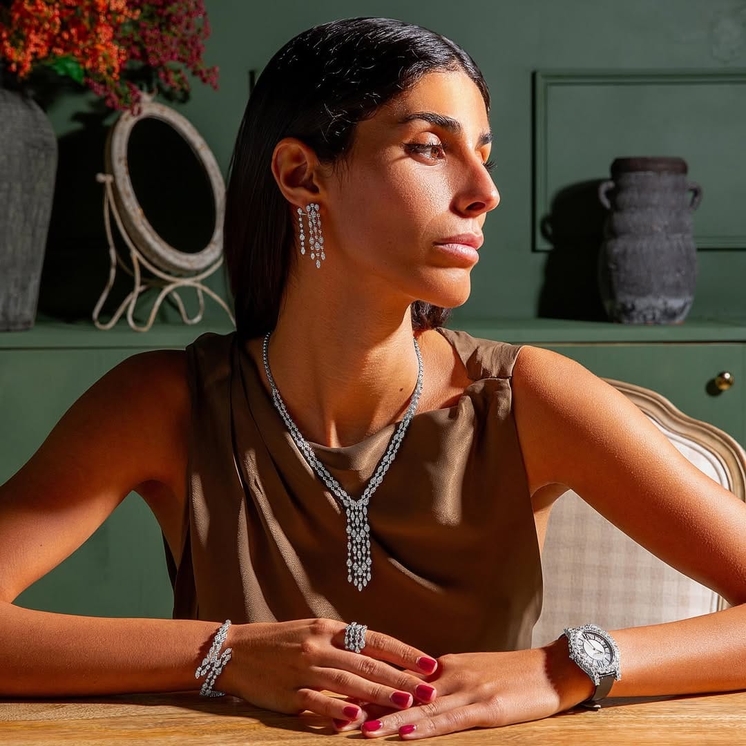Post 10 by Dubai Jewellery & Watches on Instagram (carousel)