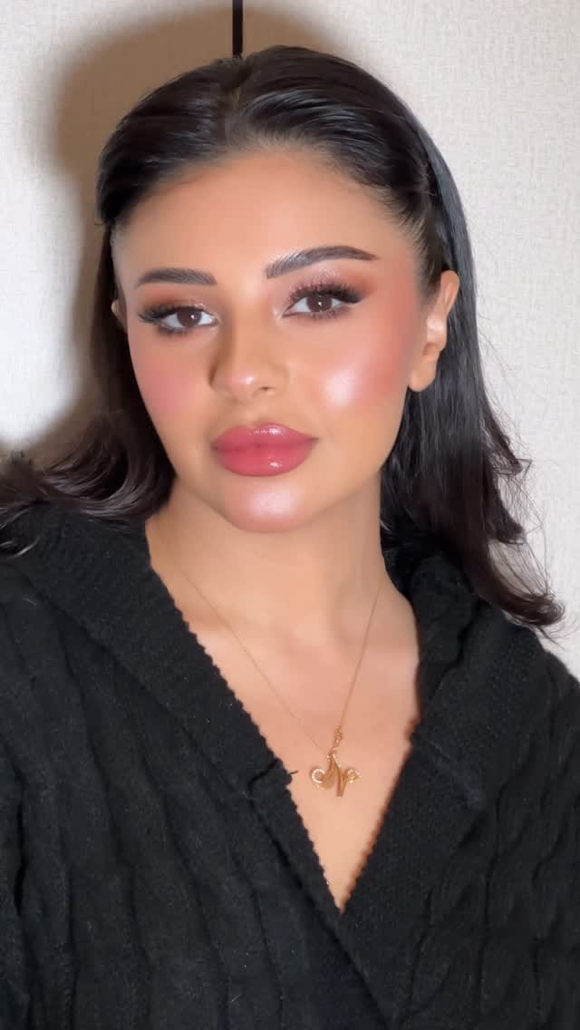 Post 8 by ميك اب ارتست - ساره القاسم on Instagram (video)