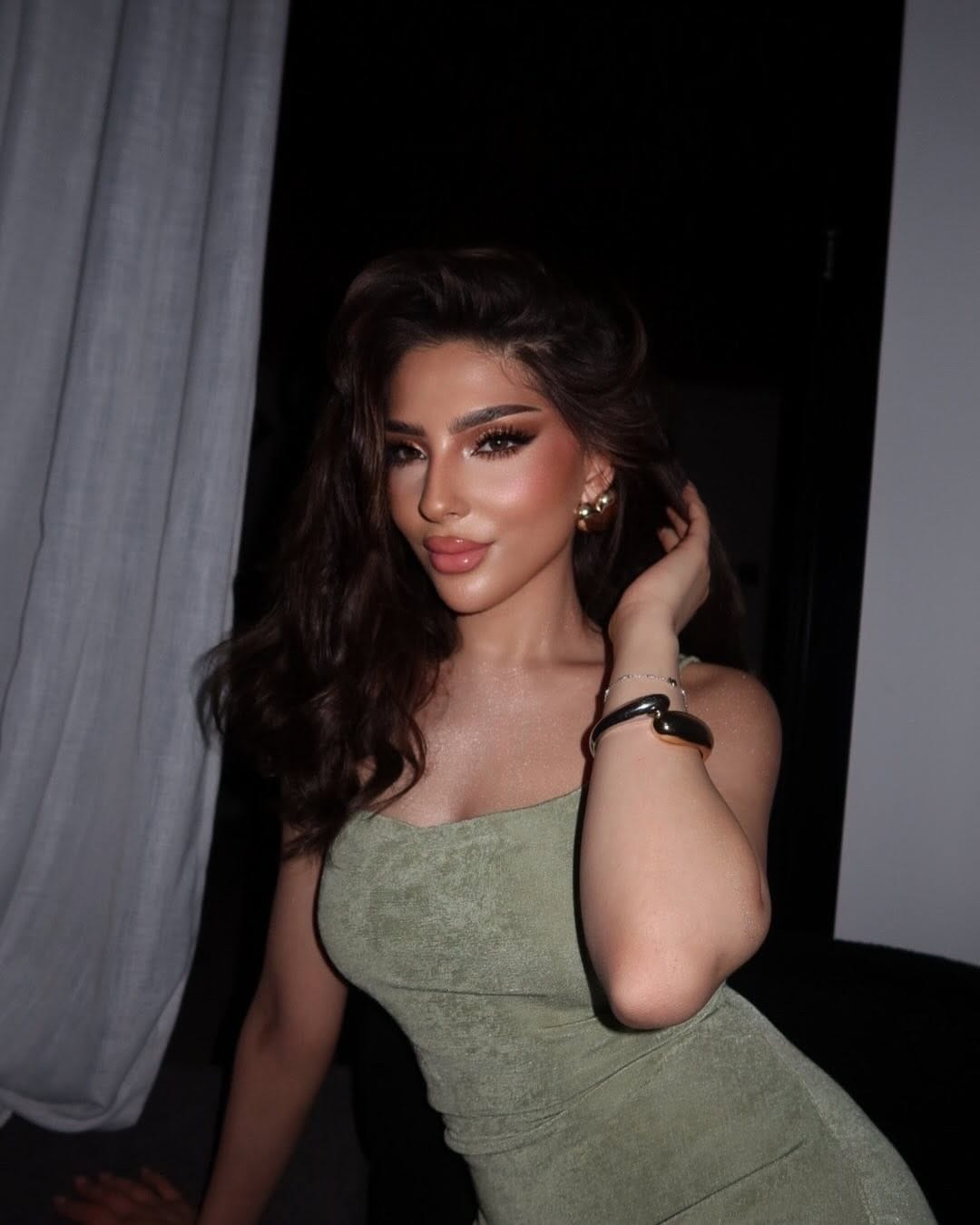 Post 4 by مزنه الدايود | Meznah aldayoud on Instagram (carousel)