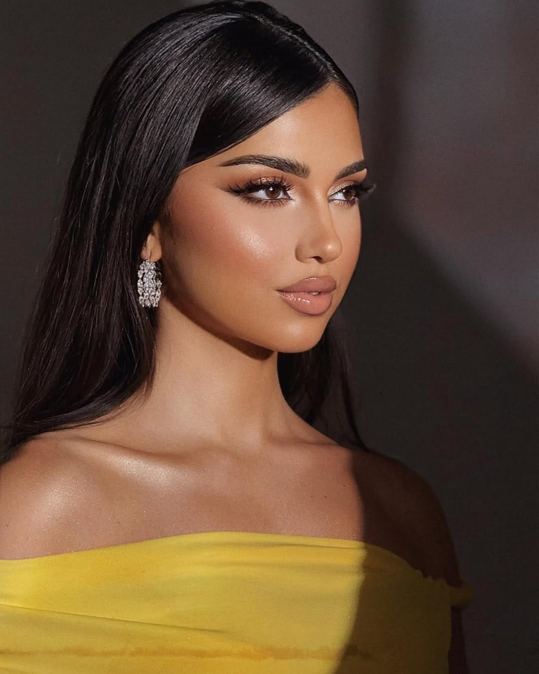 Post 1 by Halima Makeup✨ on Instagram (carousel)