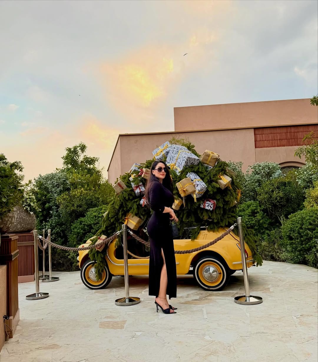 Post 7 by 𝙄𝙣𝙚𝙨 Akari on Instagram (carousel)