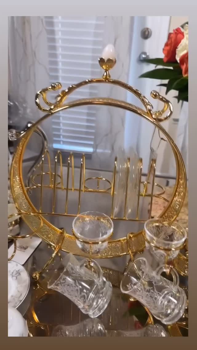 Post 8 by Mays Gallery🦋 on Instagram (video)