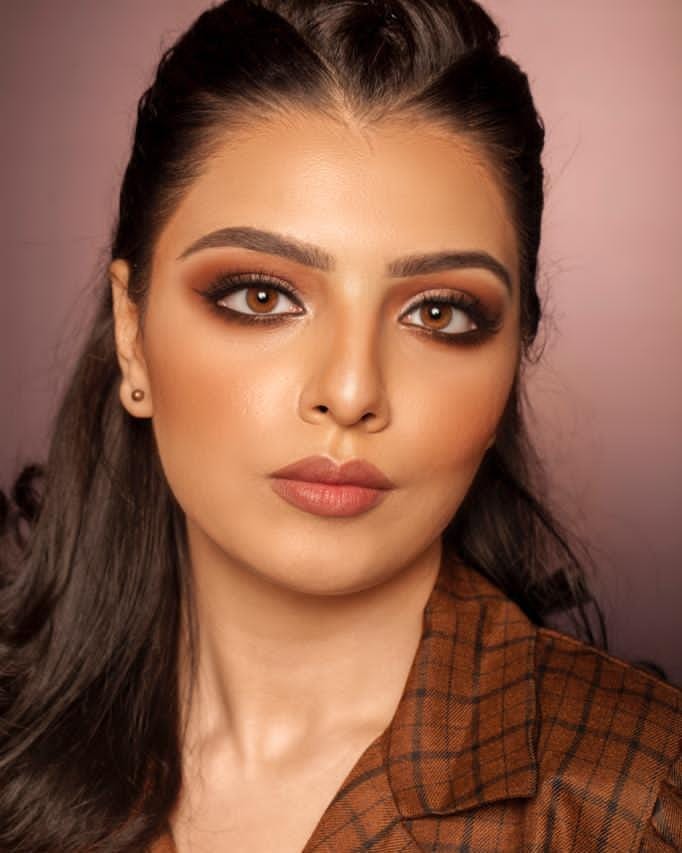 Post 9 by Makeup Artist Dubai 🇵🇰 🇬🇧 🇦🇪 on Instagram (image)