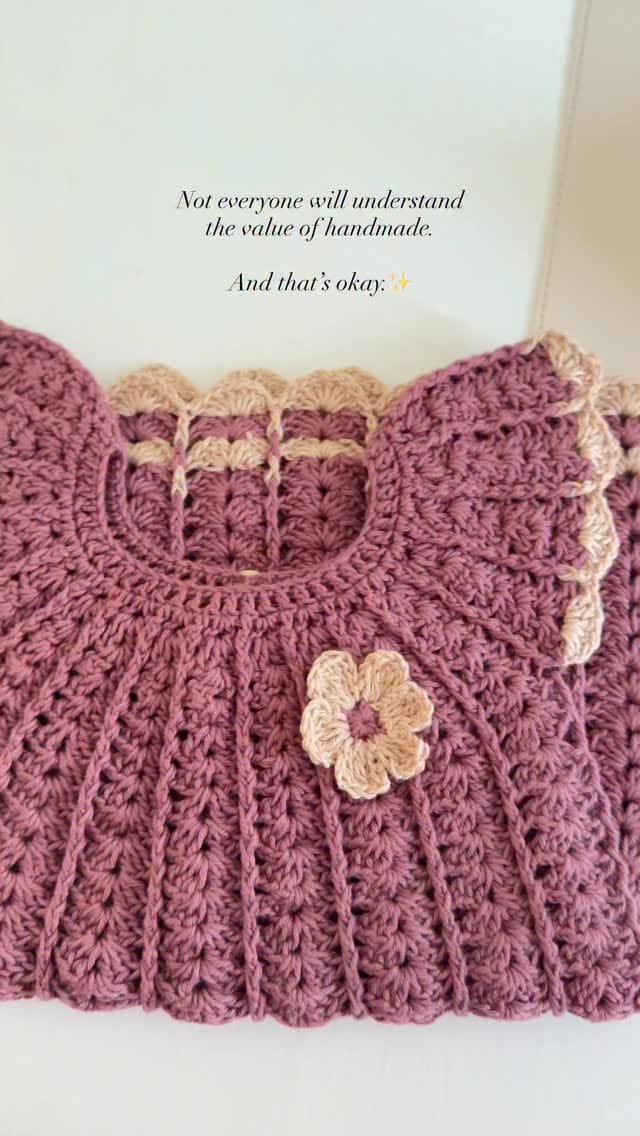 Post 4 by Mehina Sunaise / Amigurumi artist in Kerala on Instagram (video)