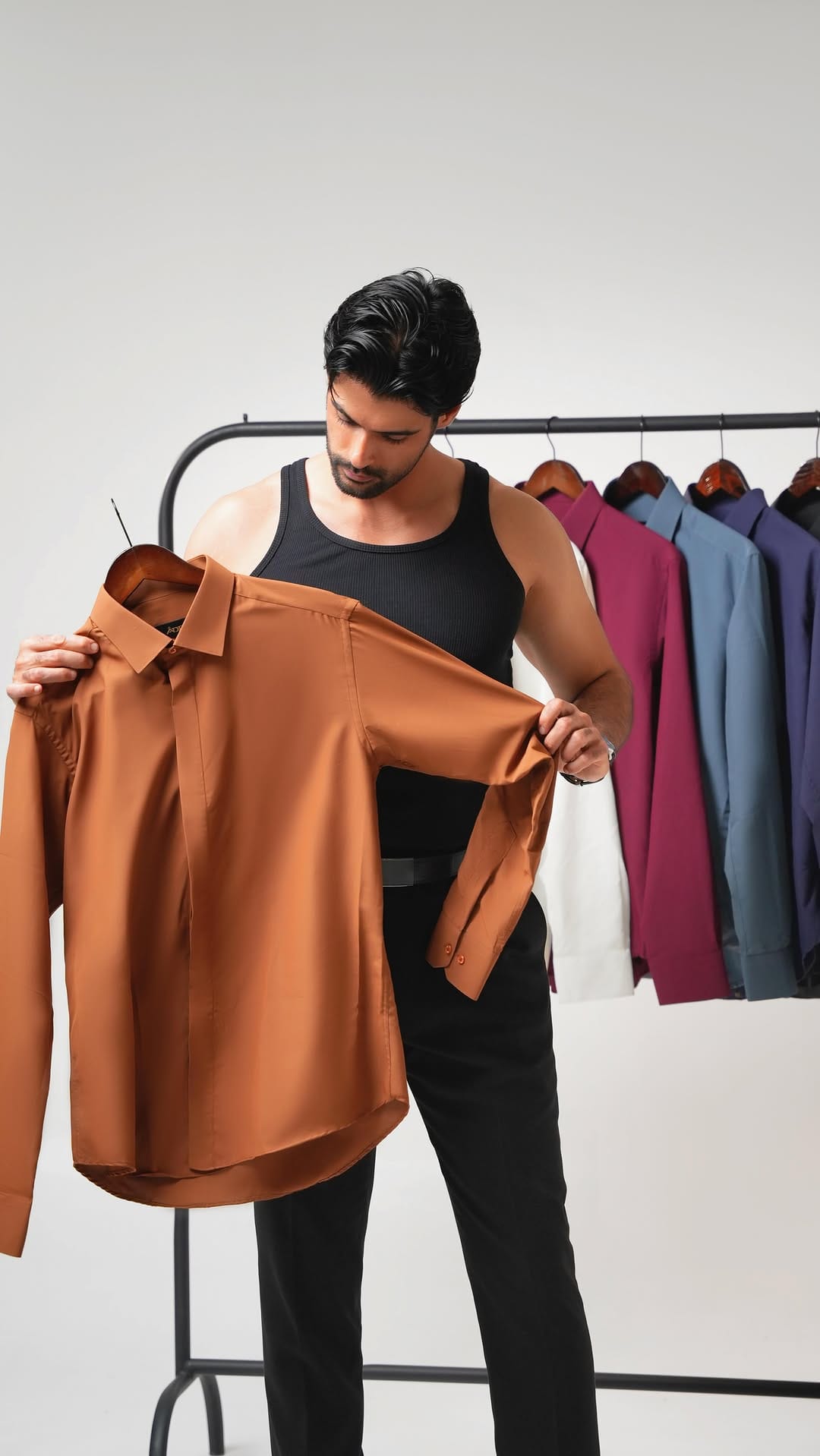 Post 7 by TECHROOM | اتاق تکنیک on Instagram (video)